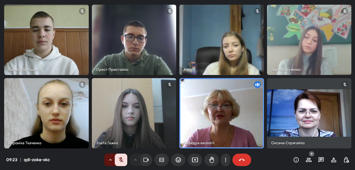 Ви зараз переглядаєте Юні інтелектуали Черкащини підкорюють науку: підсумки II етапу Всеукраїнського конкурсу-захисту МАН України – 2025