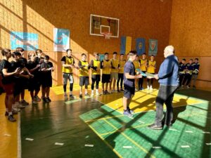 Детальніше про статтю Районні змагання на Звенигородщині: спортивний розмах та змагання за перемогу