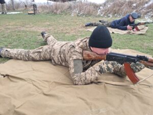 Детальніше про статтю Навчаємося, вдосконалюємо підходи до викладання предмету «захист україни»