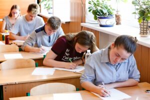 Детальніше про статтю Онлайн-тести з усіх предметів НМТ–2024