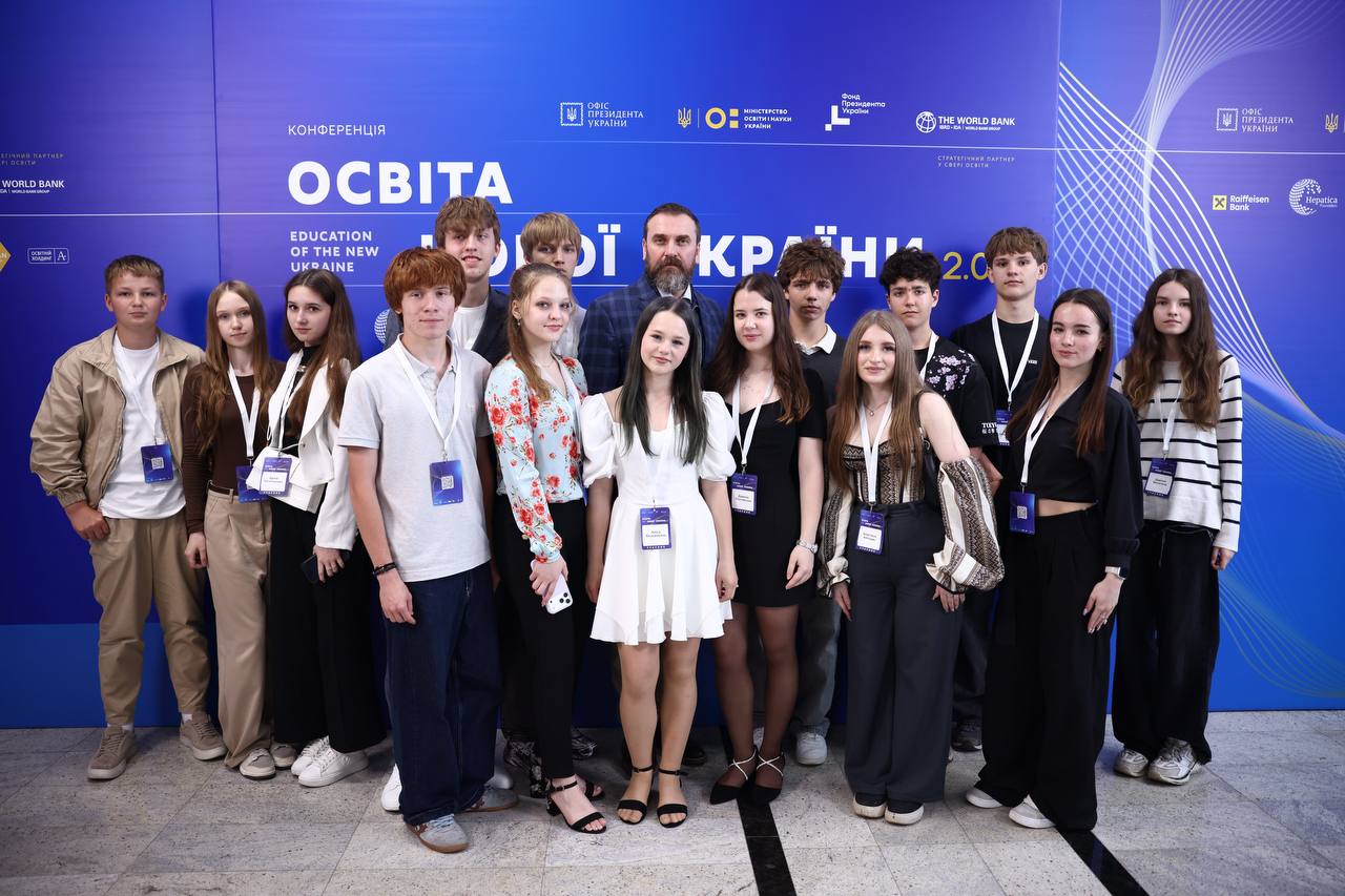 Ви зараз переглядаєте Освіта нової України 2.0: у Києві відбулася конференція про майбутнє української освіти та можливості для молоді
