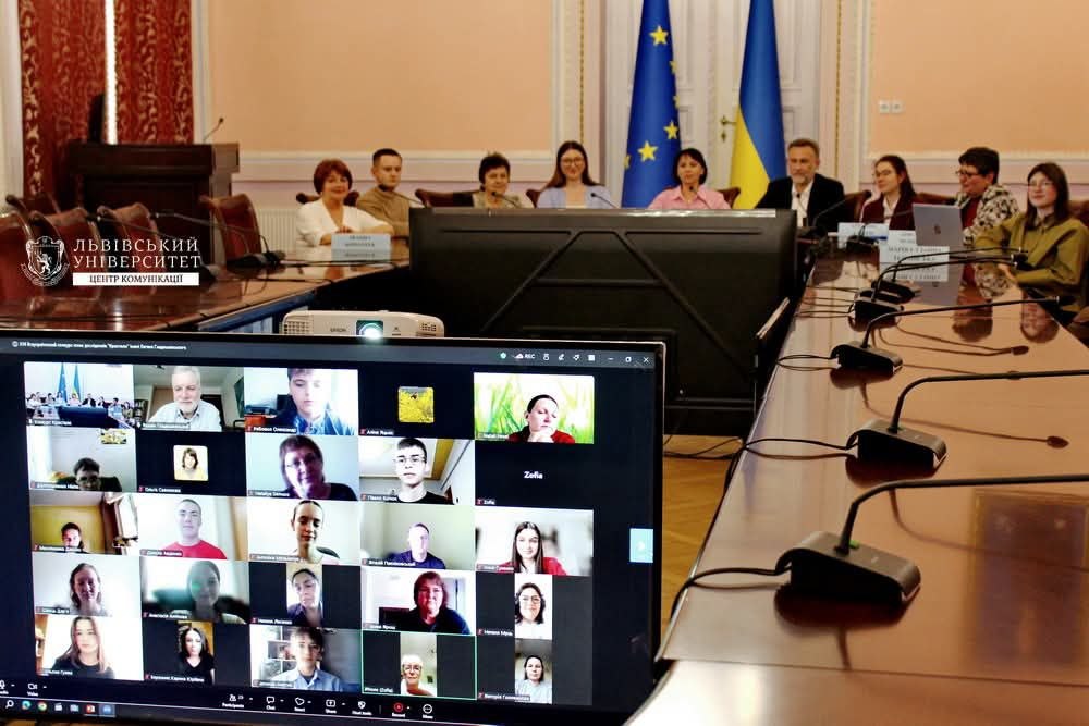 Ви зараз переглядаєте Кристалічний успіх: юний дослідник Черкащини здобув срібло на Всеукраїнському конкурсі