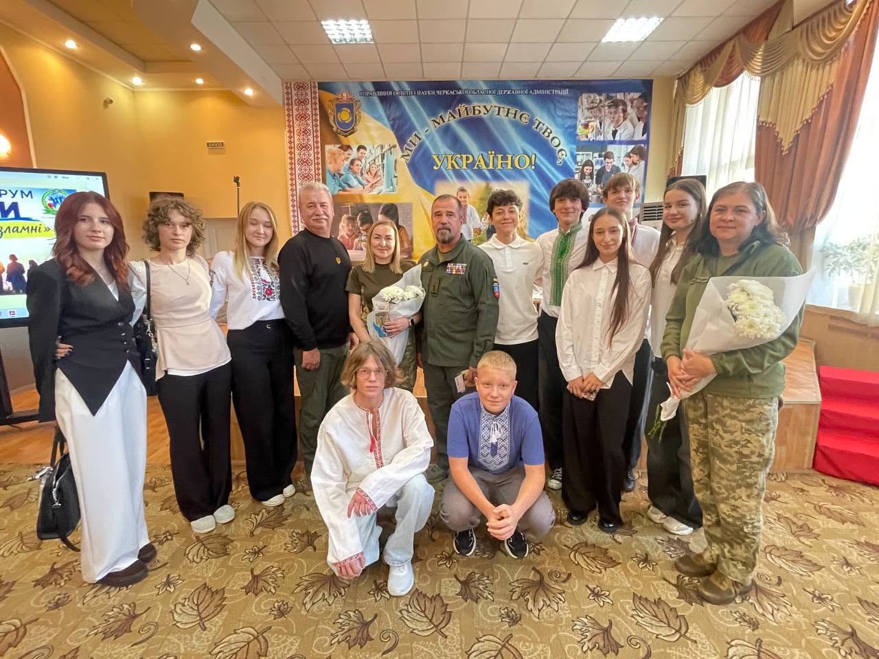 Детальніше про статтю ЛІГА СТАРШОКЛАСНИКІВ ФОРУМ «ВДЯЧНІ. СИЛЬНІ. НЕЗЛАМНІ»